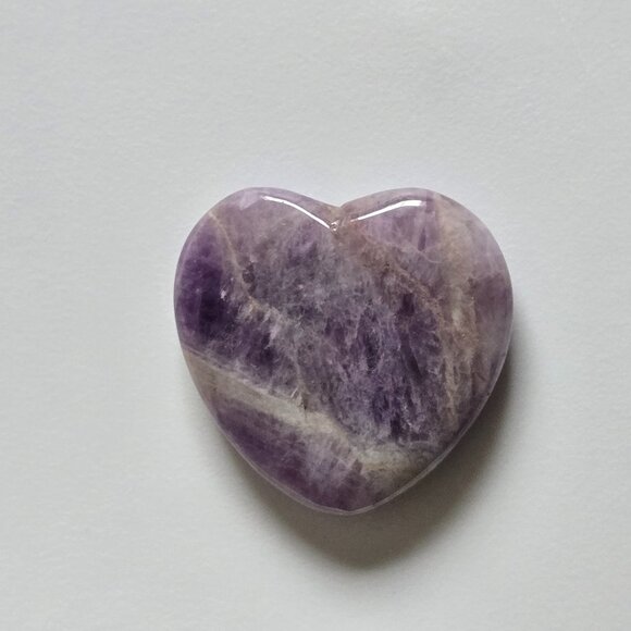 Set of 4 Carved Amethyst Hearts (1large, 3 small) - Picture 5 of 10